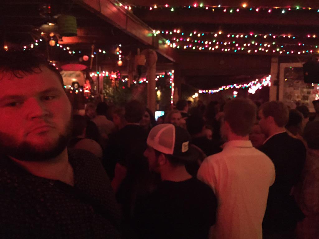 Fumps_PoolTable's tweet image. I can feel you breathe, I can feel your heart beat faster #tmht