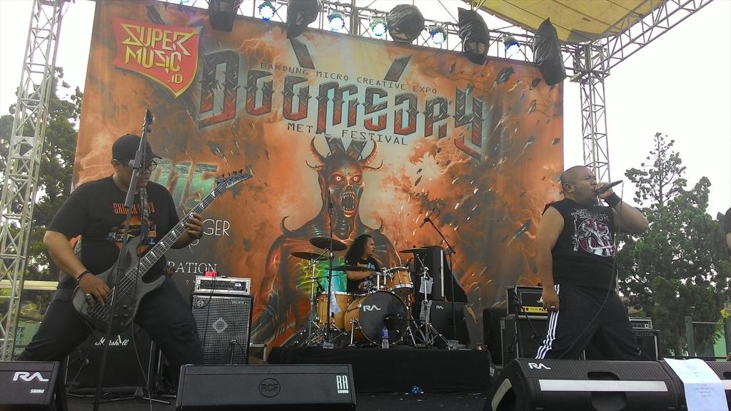 <a href="/TolakTundukFat/">Tolak Tunduk</a> now at RAWK STAGE <a href="/DOOMSDAY_hell/">DOOMSDAY #5</a> V