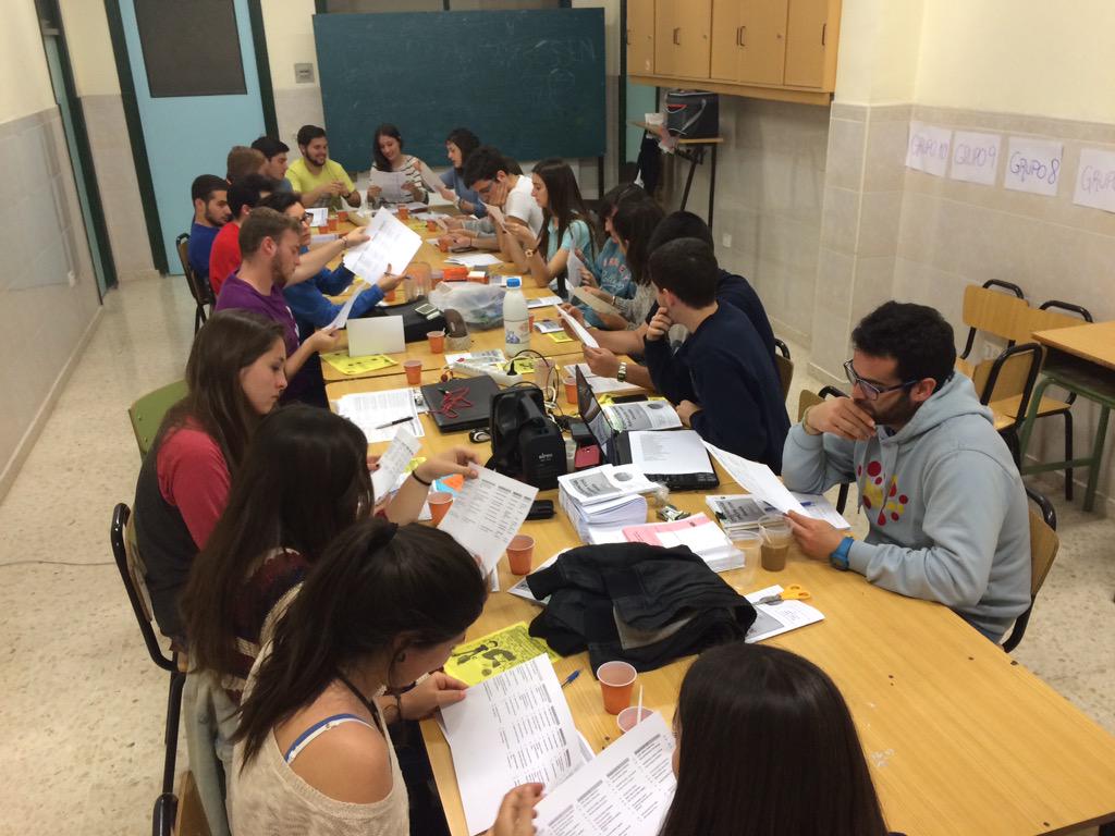 GVXMediterranea's tweet photo. Animadores y coordinación a tope con el #BuenaJente porque #yosoydemaristas http://t.co/emlxdoAde1