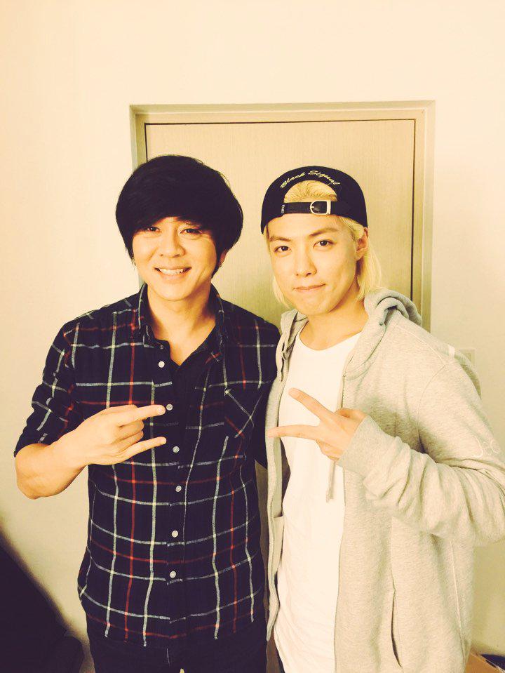 오늘 뮤지컬 once 밧숨 넘 재미익고 
도현이형 넘 넘 넘 넘 넘 머싯솟숨 !!!!!!! 이 형 진차 짱 머싯소 !!! 이론 사람이 대고십다 ....