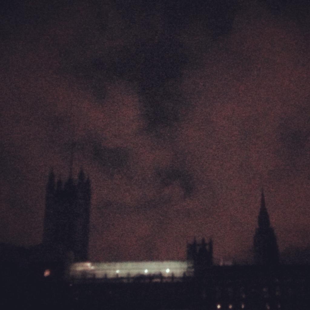 mlaceyd's tweet image. Lights out in #London for #EarthHour2015  @earthhour #EarthHour