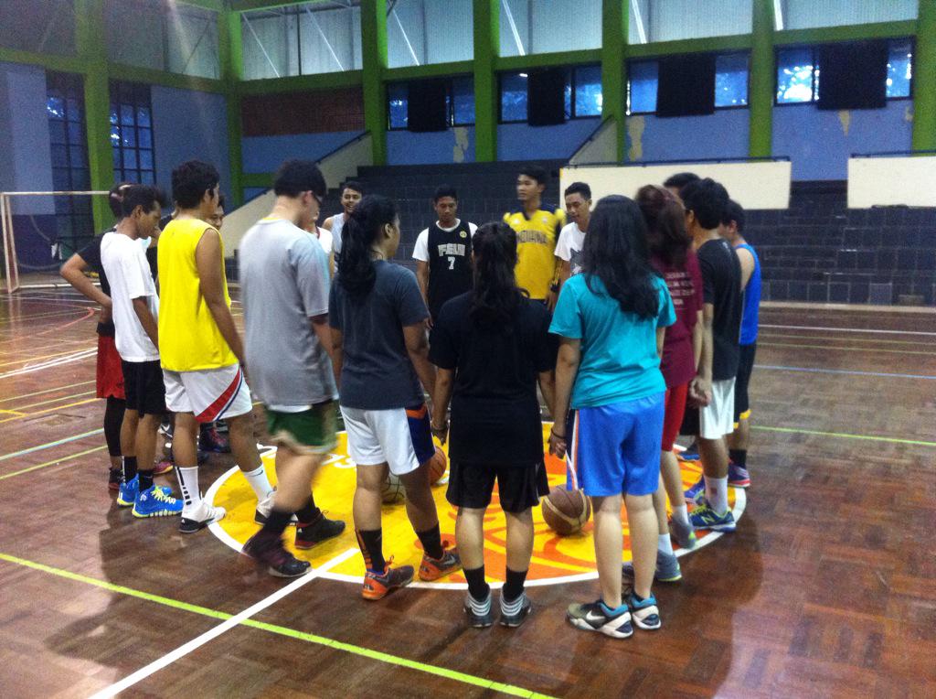 Berdoa dulu sebelum latihan! Semangat vocabbb