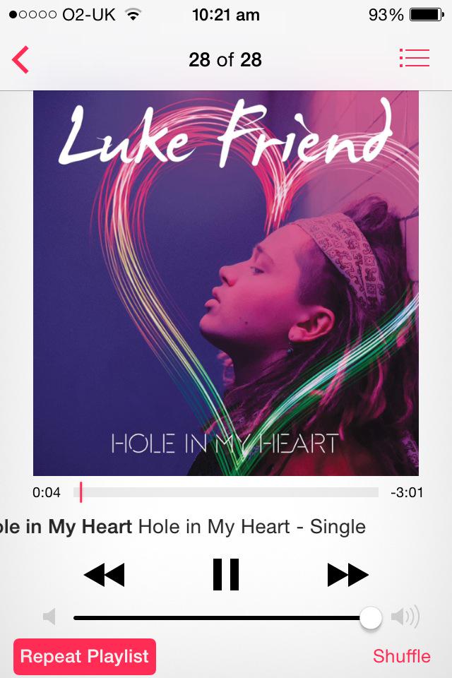 NaughtyJakeSims's tweet photo. Look what I've got @LukeFriendMusic #HoleInMyHeartLaunchParty #HoleInMyHeart http://t.co/GooshGxWHf