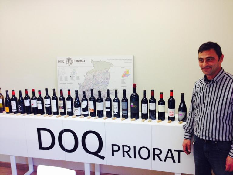 trmatthews's tweet photo. Broad tasting of #Priorat at DOQ with Toni Alcover helped my understanding of this complex region. http://t.co/HhCC9BvM57
