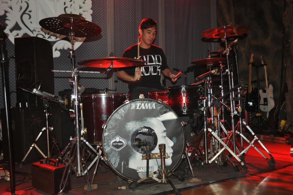 Pas ceksound.. unyu yaaa @ikmaltobing