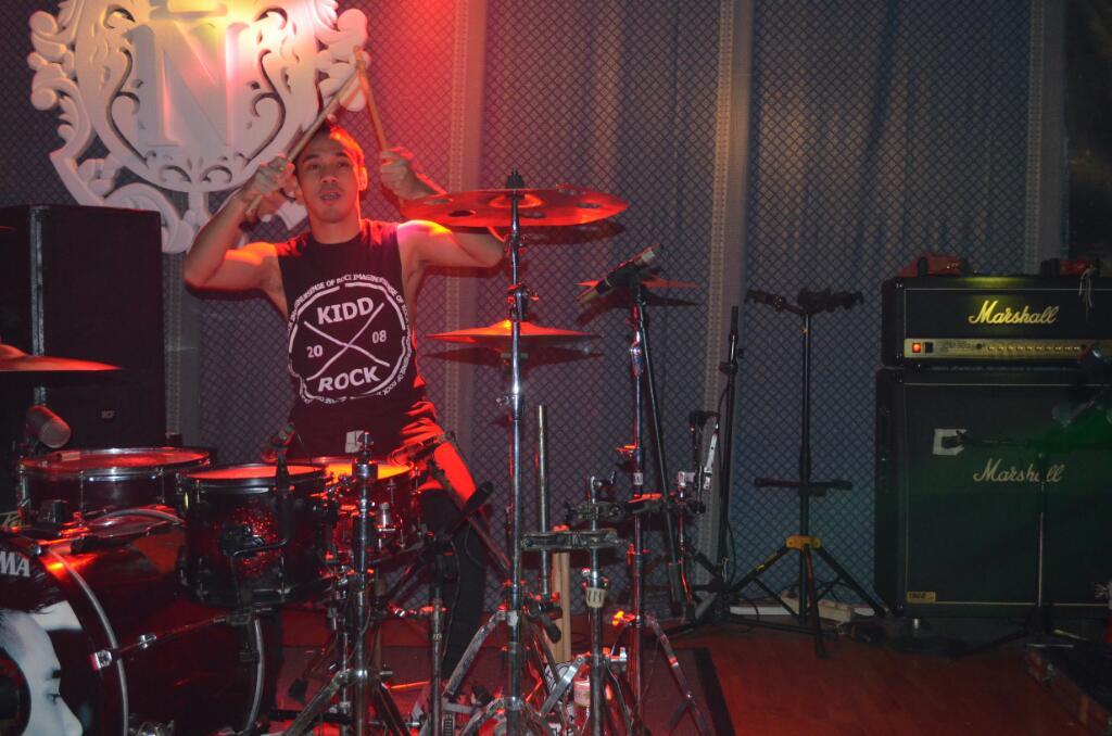 Helove @ikmaltobing .at @nonamebatam