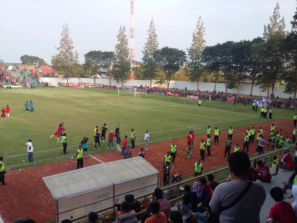 Terjadi kericuhan sedikit antara pemain <a href="/PersipurFC/">PERSIPUR Purwodadi</a>  dan <a href="/Persijap/">Persijap Jepara</a>  .skor smntra 1 Vs 0 untuk keunggulan <a href="/PersipurFC/">PERSIPUR Purwodadi</a>