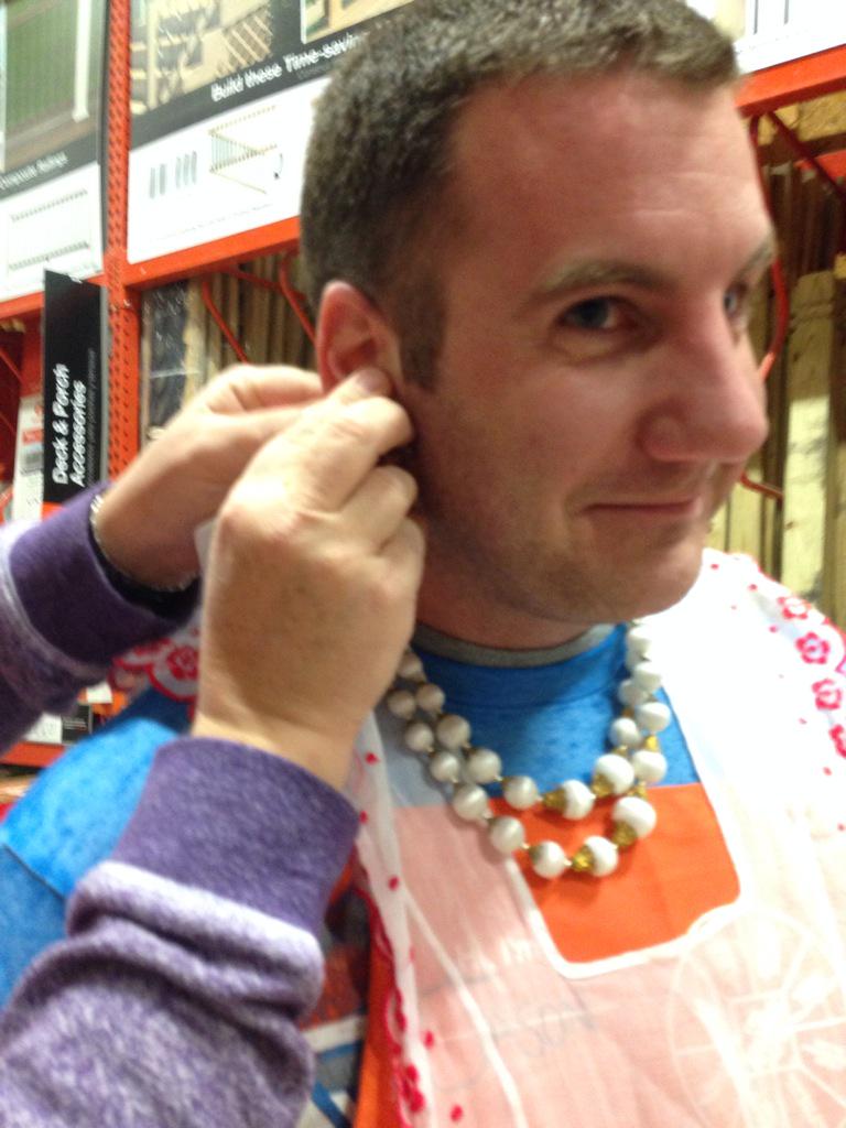 Suzy Hawkins tweet media