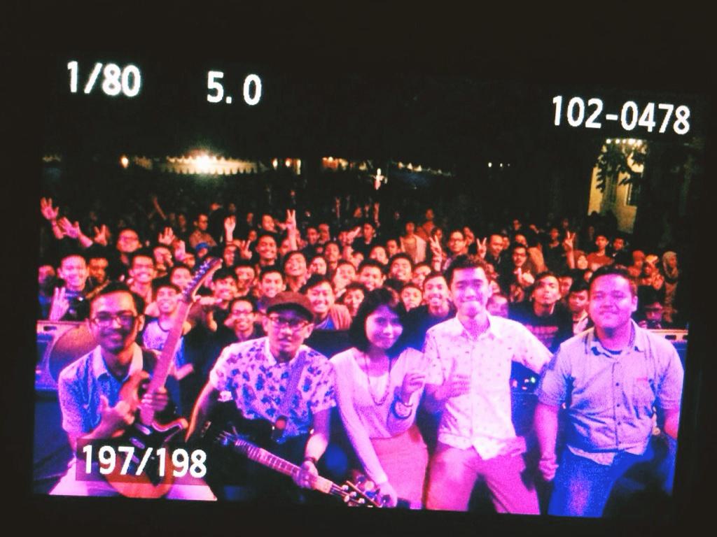 Kehebohan Diesnatalis PTIIK kemarin malam. Seru dan rame banget! Hayoo yang kemarin nonton daisy ada gak di pic ini?