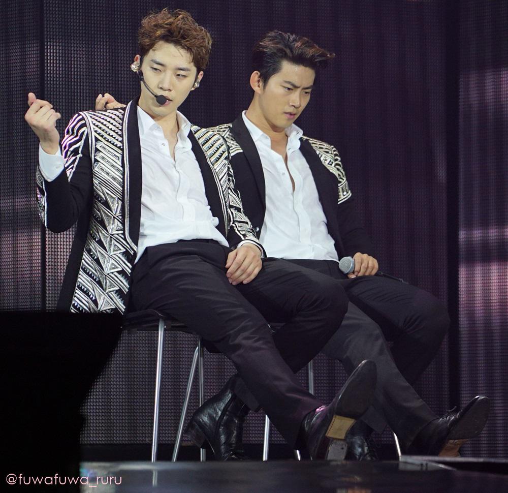 Berbercool's tweet photo. "💖❤💚💙💛💜RT @fuwafuwa_ruru: 150328 2PM Go Crazy in Jakarta #2PMJKT #JUNHO http://t.co/BmMjVdtfSW"