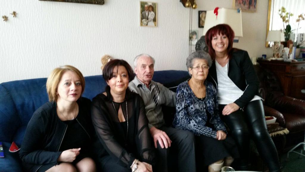 Randy89640827's tweet photo. Mijn familie http://t.co/AJvvl8JDD5