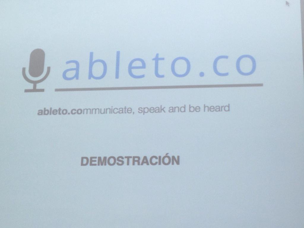 DaniAutomatiza's tweet photo. http://t.co/UvlCIrybD7 gusta mucho al jurado en su presentación #swValencia @muyinteresante @swValencia @lasnaves http://t.co/XCYBNCrUx0