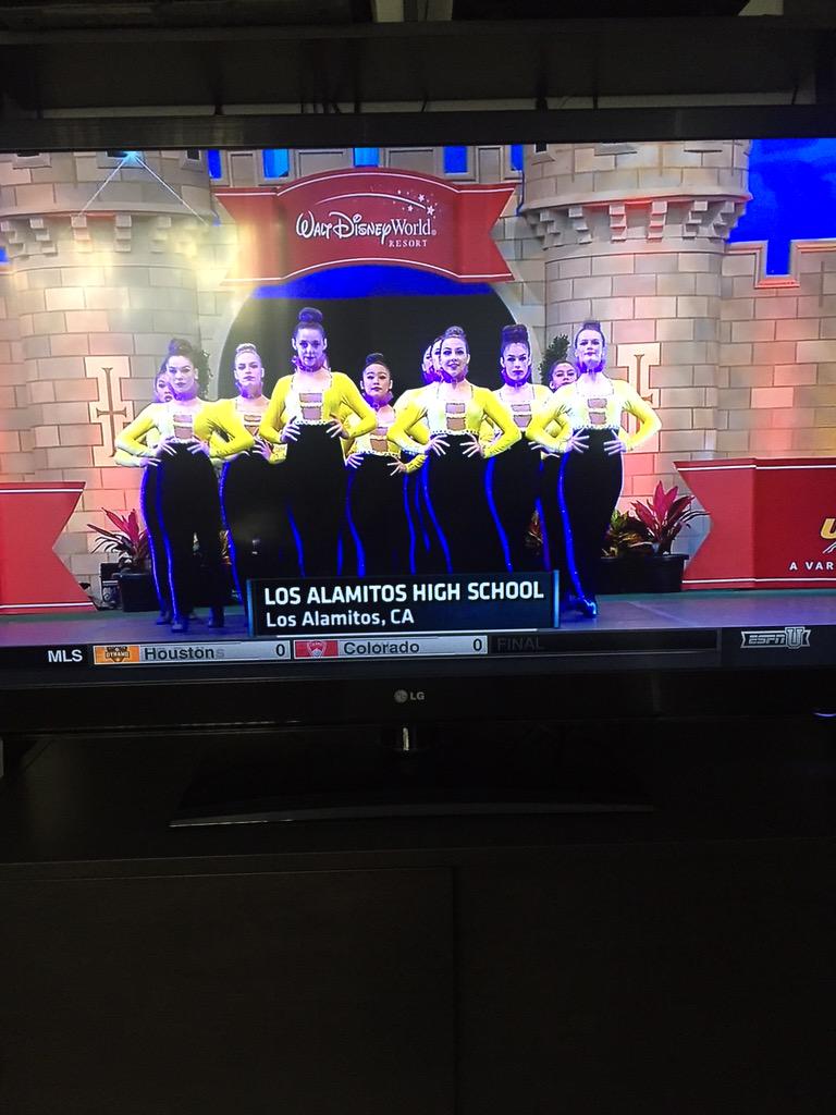 Losal Varsity Song tweet media
