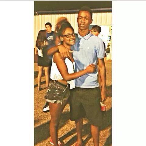 throwback of me and lil @pashunceeelise 😎 http://t.co/i3Xn00kBVd