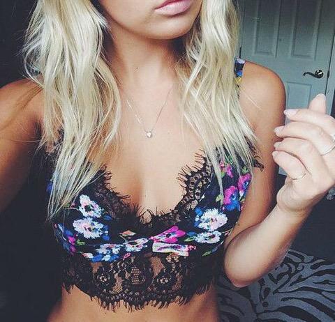 ModeOutfits's tweet image. Wow. 💗