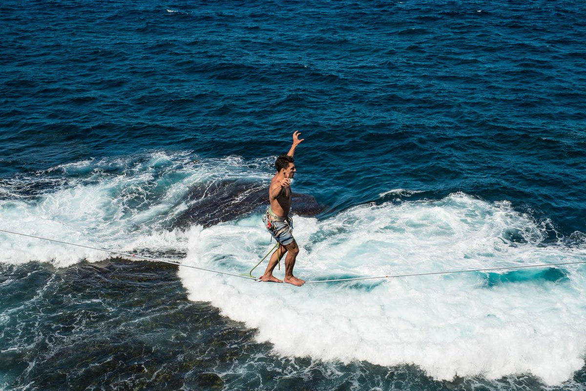 pureslacklines's tweet photo. Can't get enough #slackline pics? We're now on instagram @pureslacklines http://t.co/xsYALfLpMl