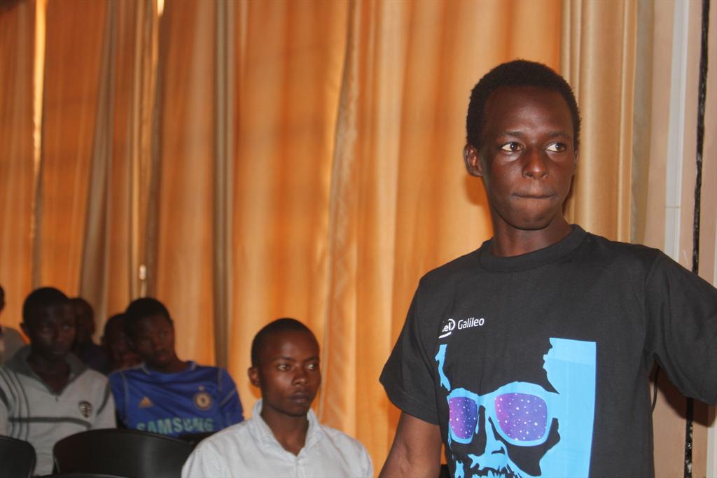 ChrisBarso's tweet image. Presenting on Tech DeKuT at Arduino Day Kenya #ArduinoD15 #ArduinoDKE15