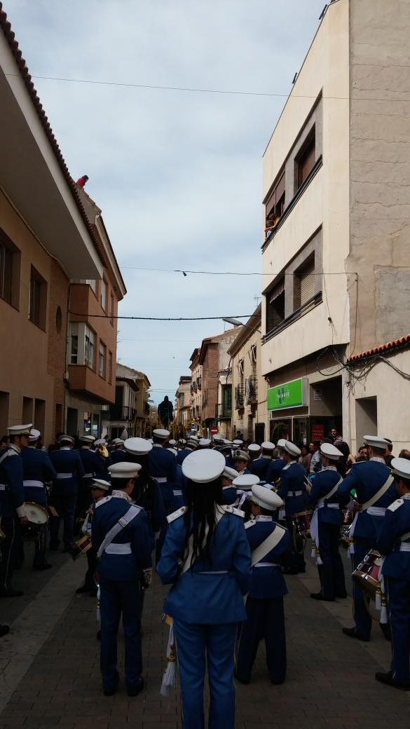 CCTTBolanosCva's tweet photo. Algunoa momentos de la procesión de hoy!!!! Muy bien tocaooooo chic@s!!!!! #mareaazul http://t.co/RRPlN72ORX