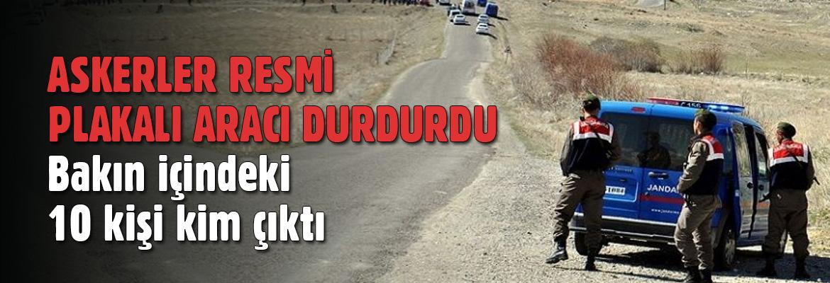 Melis_acn's tweet photo. ASKERLER RESMİ PLAKALI ARACI DURDURDU
Bakın içindeki 10 kişi kim çıktı...
http://t.co/nKL56AtrUu http://t.co/h6Wiedmv3Y