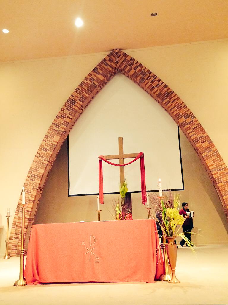 StJohnsService's tweet photo. Our students were Lucy to celebrate Palm Sunday mass with the residents of Camden at St. Joseph's Pro-Cathedral! http://t.co/eXeSZq7Ehv