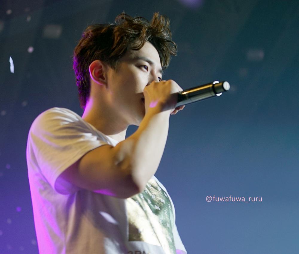 fuwafuwa_ruru's tweet photo. 150328 2PM Go Crazy in Jakarta #2PMJKT #JUNHO http://t.co/dOQKDHliFB