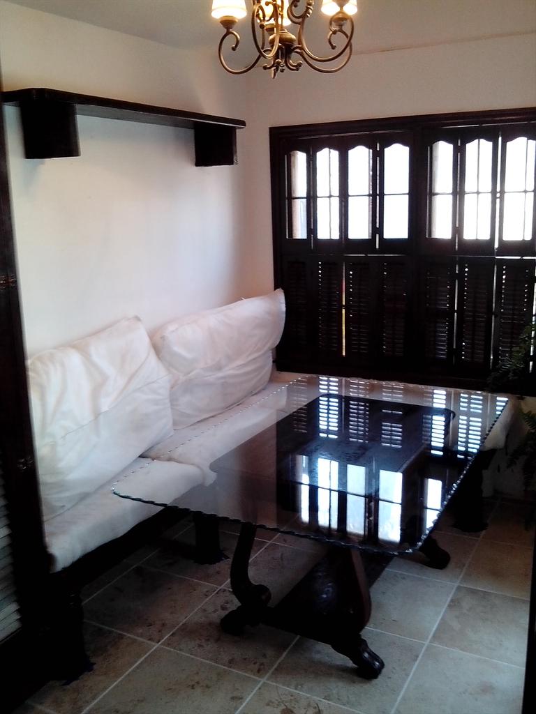 jbhsecondlook's tweet image. 