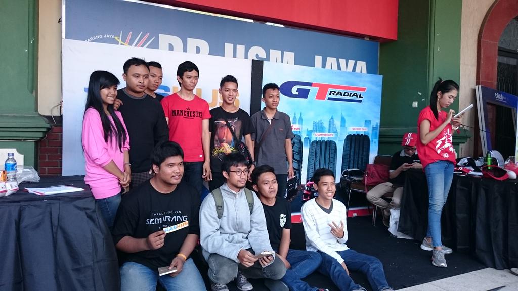 Lomba ngabisin cendol <a href="/kaskus/">KASKUS</a> di <a href="/ligamahasiswa/">Liga Mahasiswa</a> USM dan <a href="/17_prasetya/">andhika dwi prasetya</a> lah juaranya, lumayan 500 rebu hahaha....