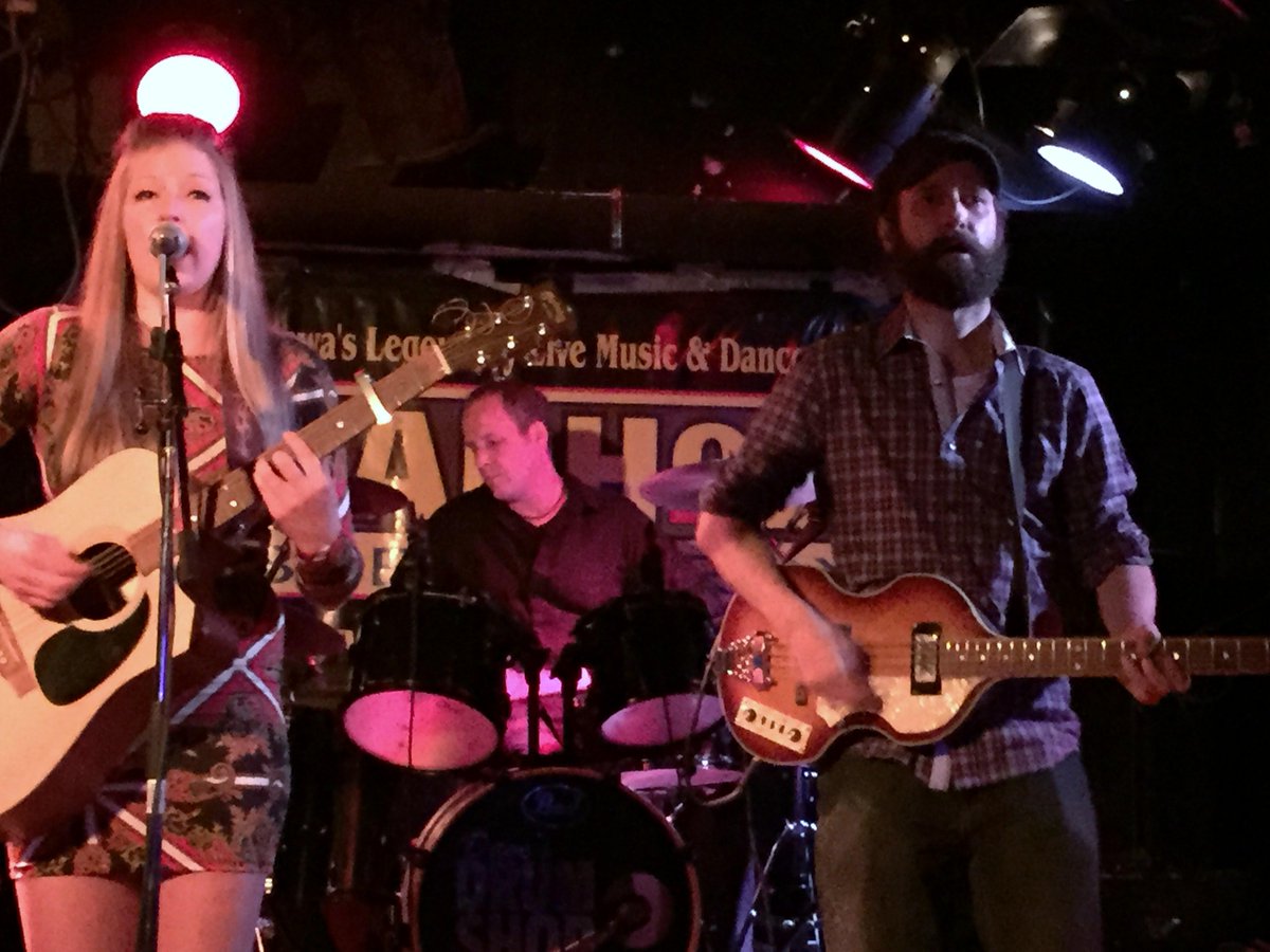 Ace. Bass. Face! :) <a href="/LisaFowlerMusic/">Lisa Fowler</a> &amp; the Prowlers heir soir <a href="/zaphods_ottawa/">Zaphod Beeblebrox</a>. Next show Sat. April 11 @ McCloskey's!