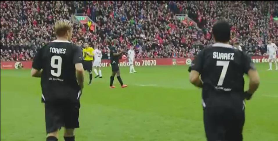 wonrisk's tweet image. 😍"@Sturridge_ID: Harus barengan bgt gitu masuknya? http://t.co/PaihyF9FM6"