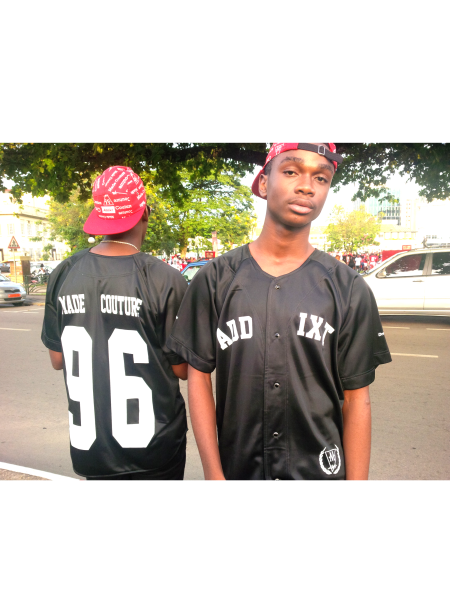 whcdric's tweet photo. Passez déjà vos commande... Limited Eddition
@MadeCouture_ #Addixt http://t.co/1BARjRoKwG