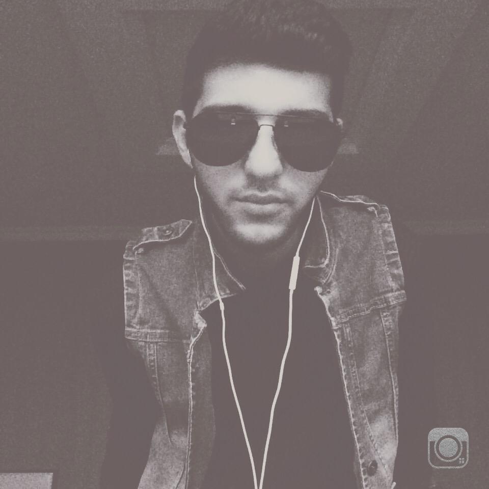 ElikZe tweet picture