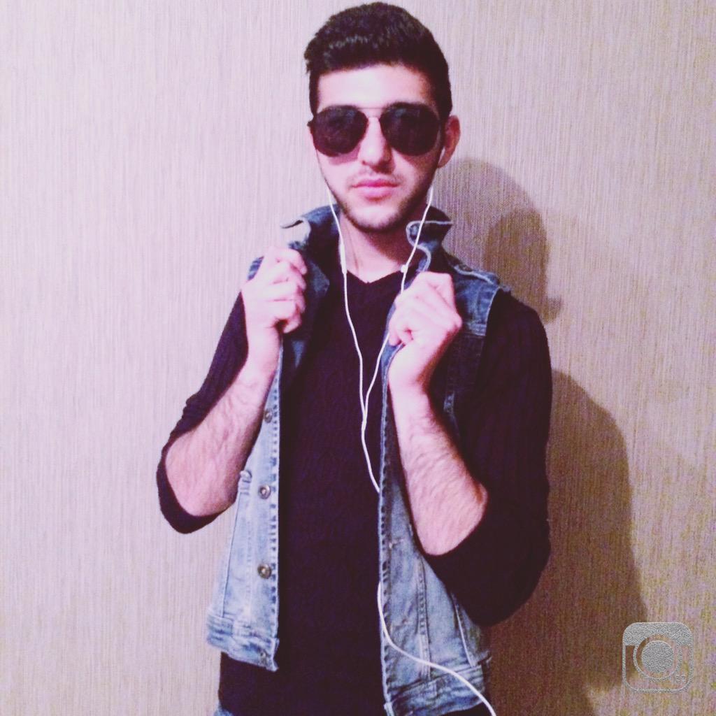 ElikZe tweet picture