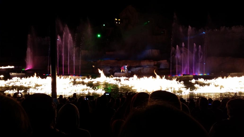 fourms2go's tweet photo. @MadSouthernBand Having a "Fantasmic" time at Hollywood Studios. http://t.co/NxMG0MxBSQ