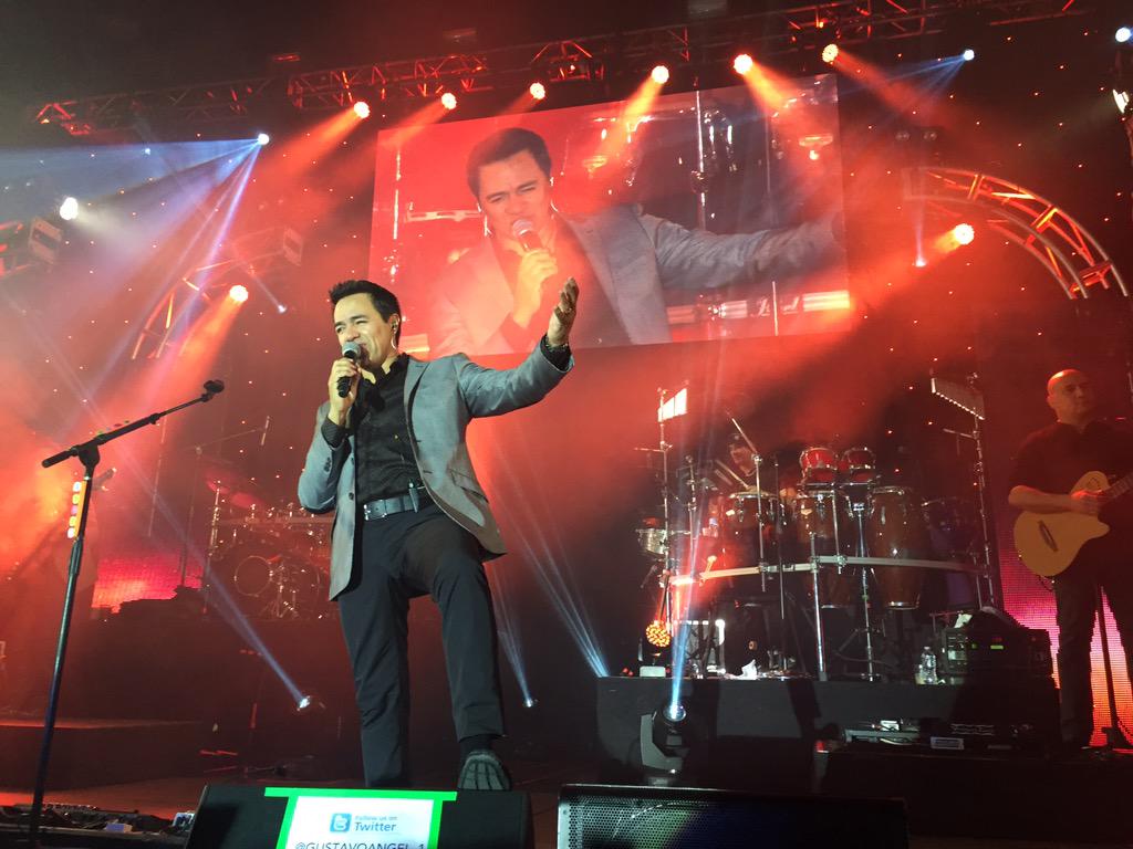 GUSTAVOANGEL_1's tweet photo. New York 2015! Nunca me canso de decirles: Gracias! Por tanto afecto, cariño y apoyo! Mexico y Toda America Latina! http://t.co/D3di1QapUG