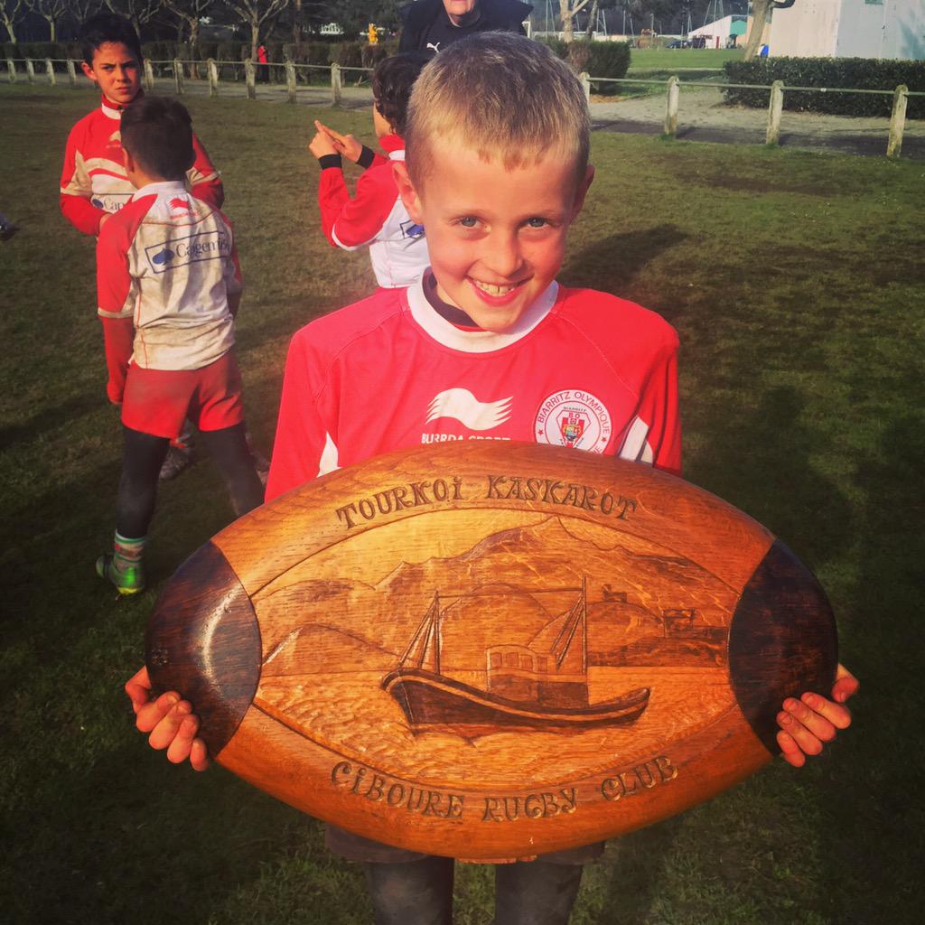 FelixBalshaw's tweet photo. Winner, winner chicken dinner!! Next up @rolandgarros #rugby #tennis http://t.co/IuvDzYwAX6
