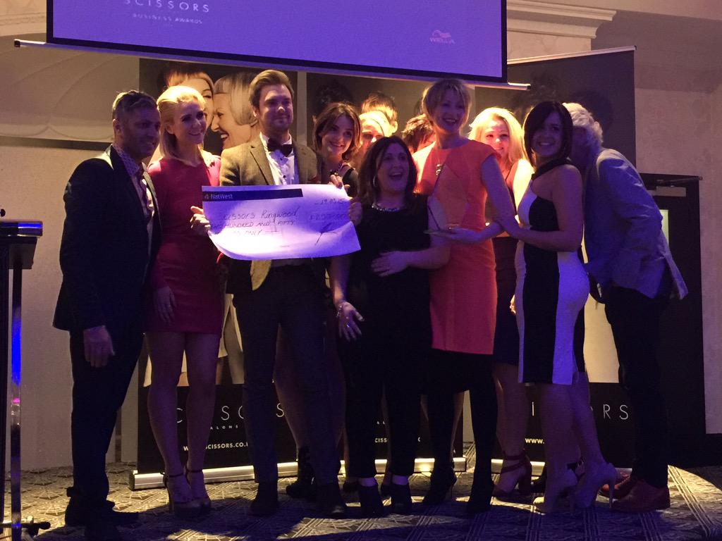 ajcpr93's tweet photo. #scissorswinners #scissorsawards @scissorsgrp Ringwood http://t.co/Qk6LrU9FIx