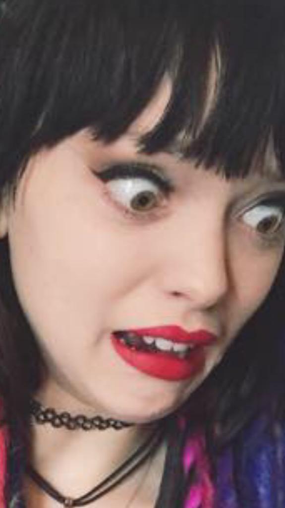renalovelis's tweet photo. Same, Rena, same. http://t.co/UCwO6ArfUW