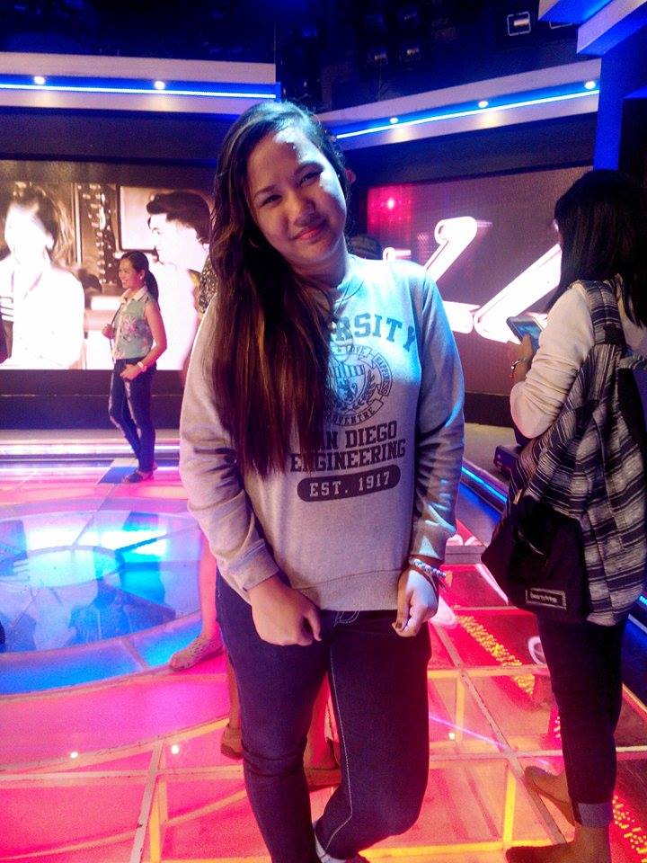 IamGhiee21_'s tweet image. The Buzz . #Tababoy