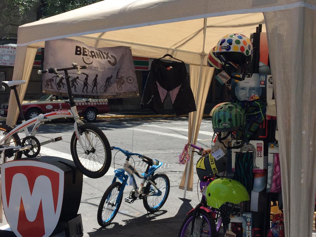 becanix's tweet photo. Disfruta el @Cicloton y tu paso por @becanix aquí andamos!!! http://t.co/QN0l8aIBsf