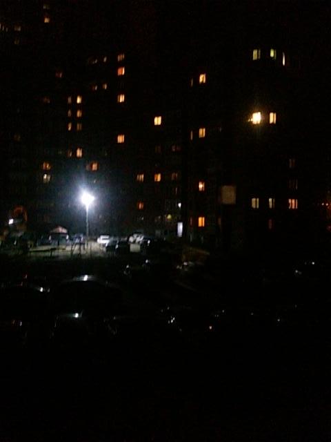 Rockersha98's tweet photo. Мой двор ночью... http://t.co/r71svC2ZJM