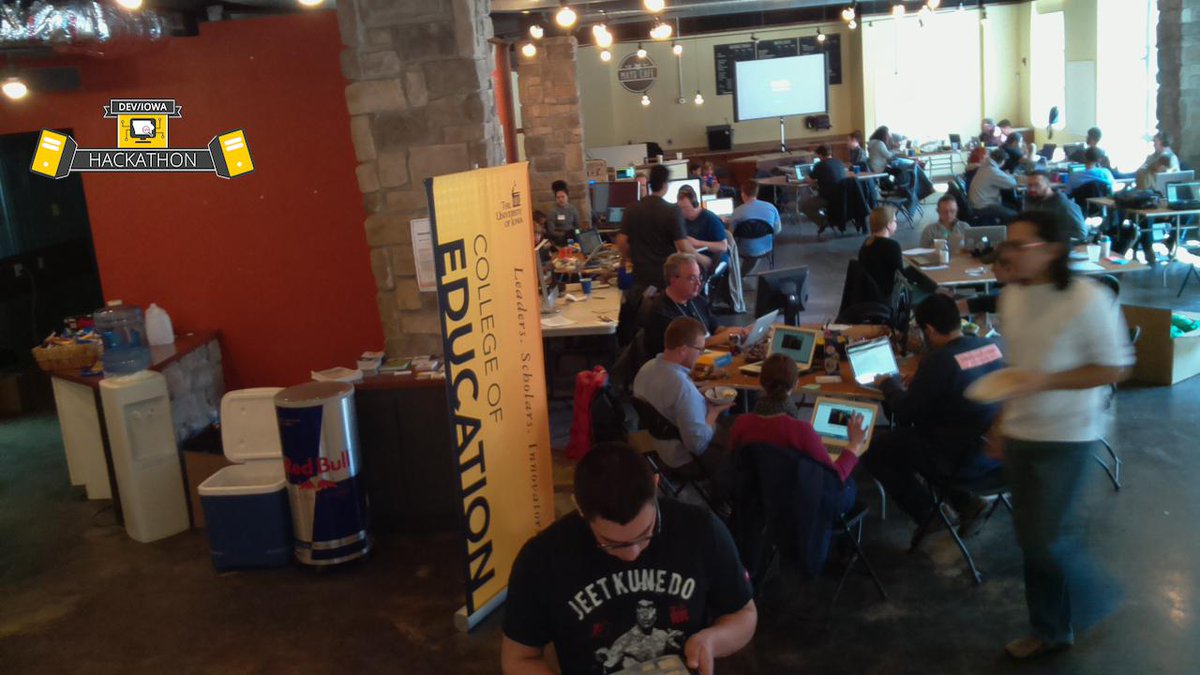 telescopeia's tweet photo. Demos begin in less than an hour for @DevIowa #HackIowa. http://t.co/vobnxHlDmh