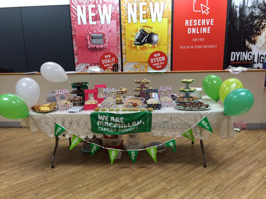 EmilyyBing's tweet photo. Raised £250 for @macmillancancer yesterday with our bake sale 😃💚 @Argos_Online  #macmillan #argos http://t.co/1WsNArPv2F