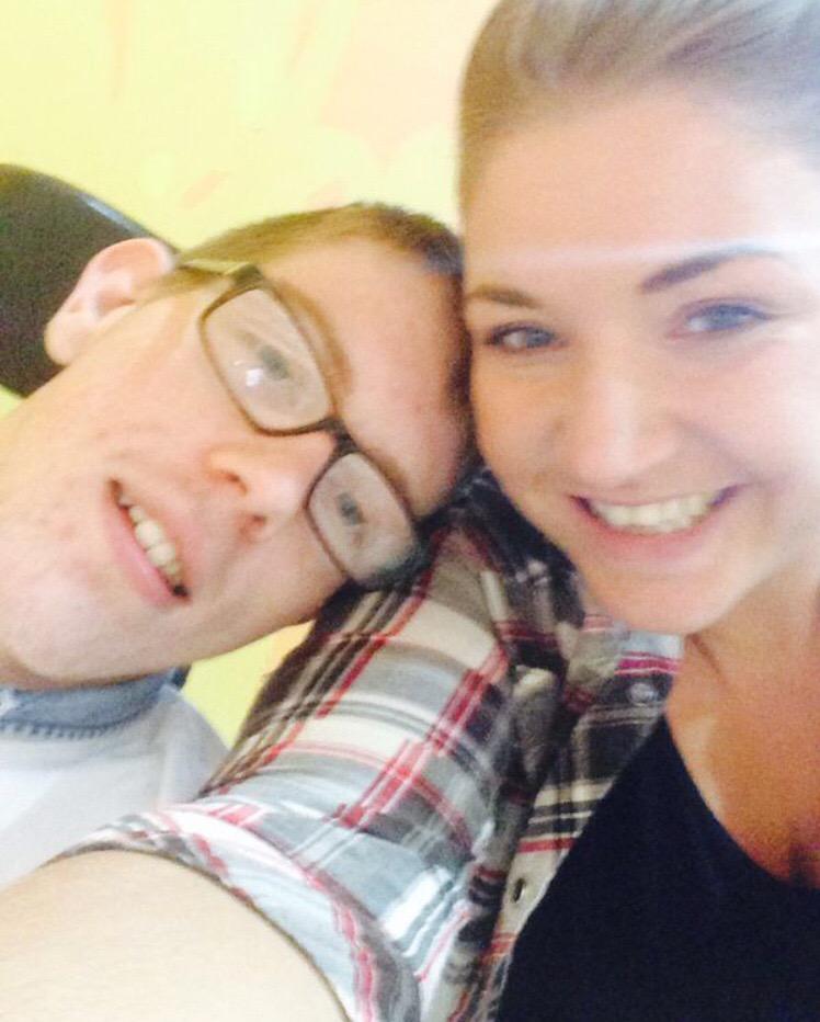 skippylou_2's tweet photo. @tweetfyd @walshie75 happy 18th Luke #18today #babycousin http://t.co/rNrHBXQet0
