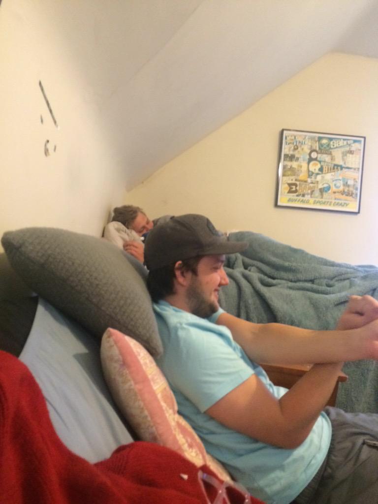 Dirty_Dithridge's tweet photo. nothing like some Pokemon on a Sunday with the roomies http://t.co/fvJkN68SjB