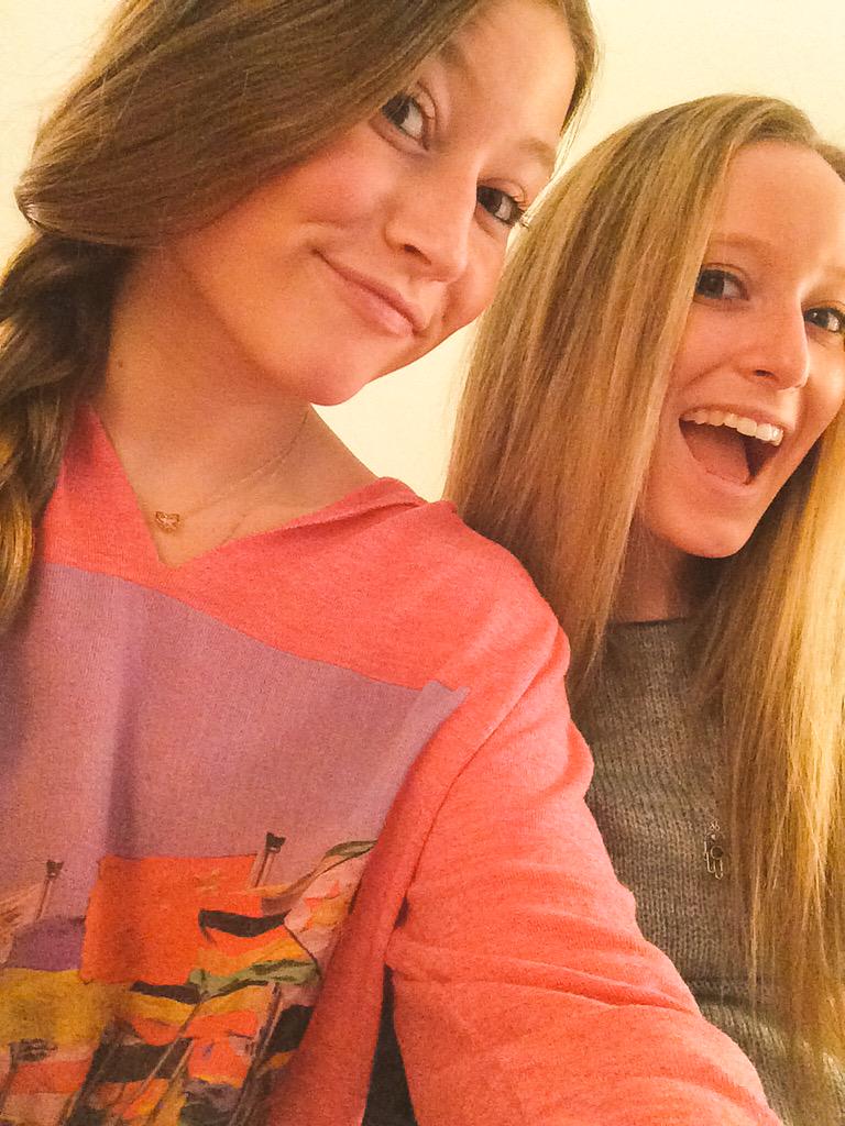 mollybreslow's tweet photo. happy birthdayyyy to my love since day one!! so lucky to have youu❤️😘👭 ilysm:) http://t.co/9xXCCCVySW