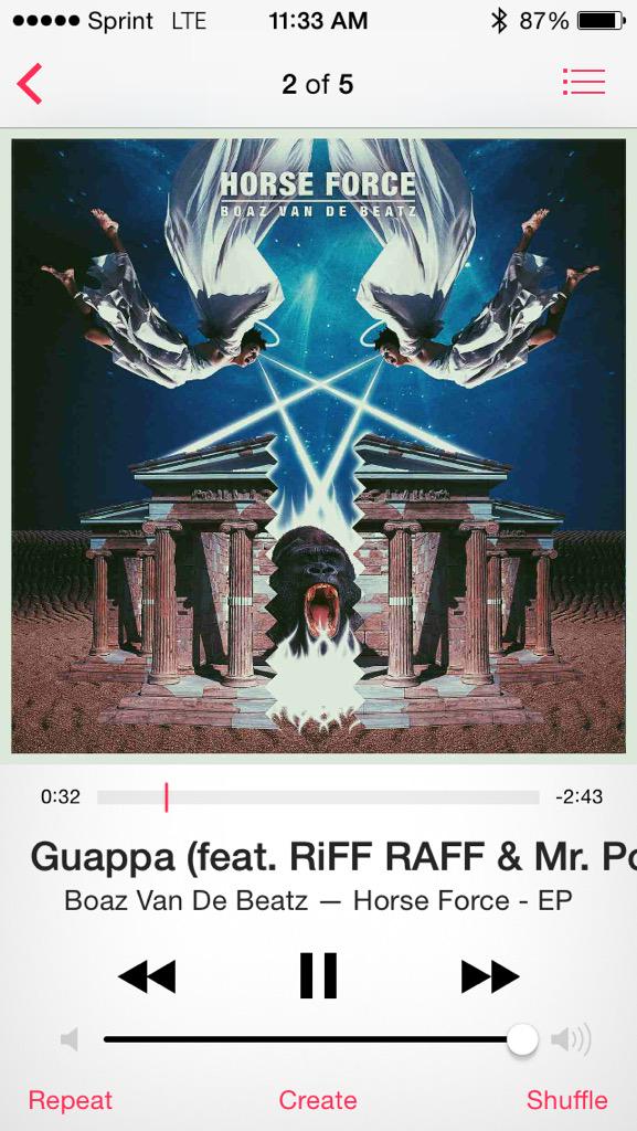 eVo_DieZel's tweet image. #EDM #RobotEars 😷💦