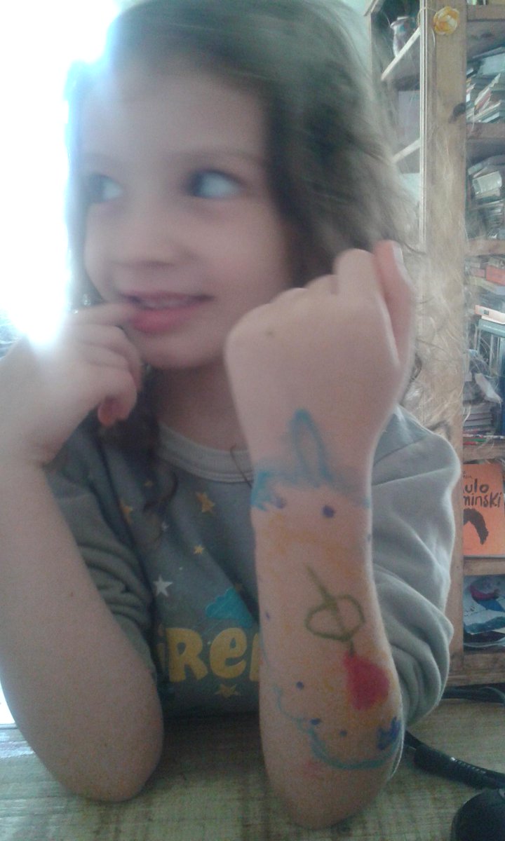agnesocialista's tweet photo. #inkid #tattoo #sundaymorning http://t.co/WcfpCafkAW