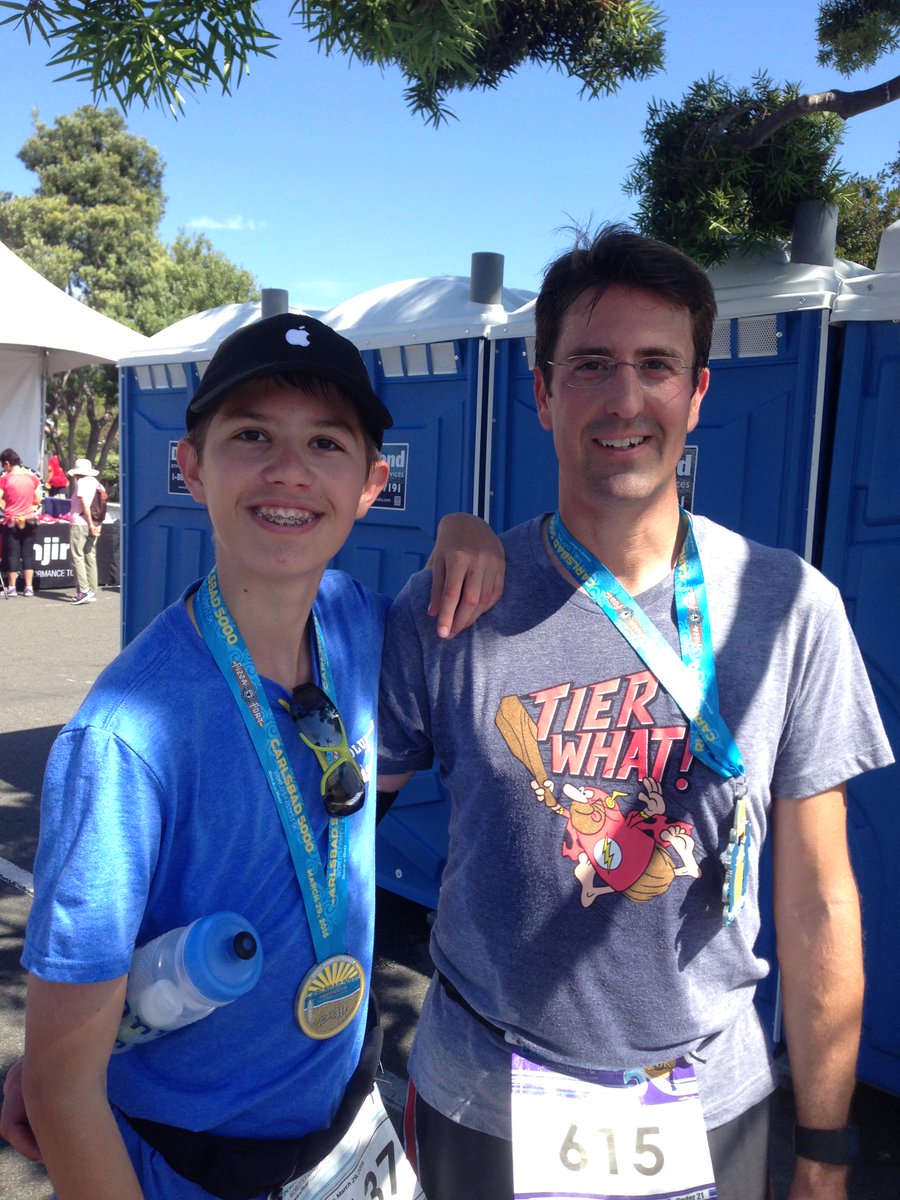 dobaer's tweet photo. Ran my fastest 5K today at the Carlsbad 5000. Must be the shirt... #tierWhat http://t.co/OWHbUQXKmx