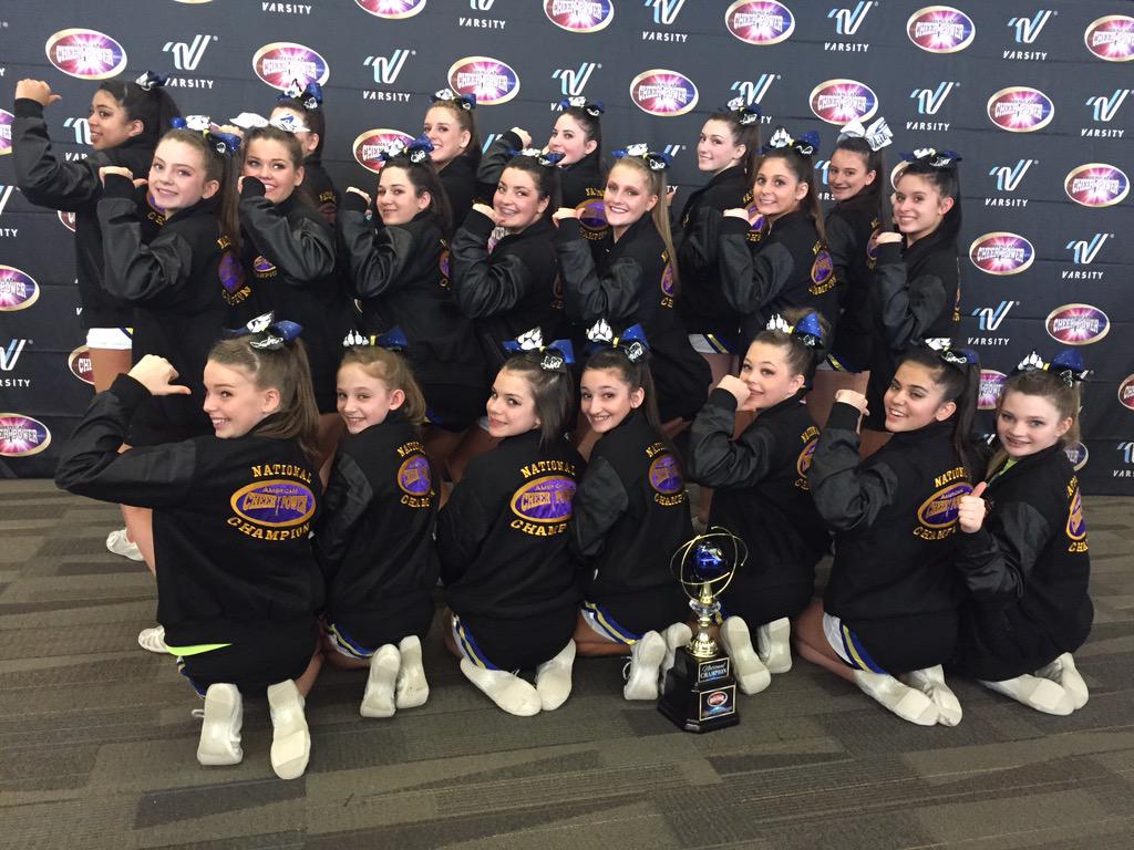 SpiritSabers's tweet photo. 6th to 1st #smallsenior4 #spiritcentral http://t.co/EuRl8zgJu9