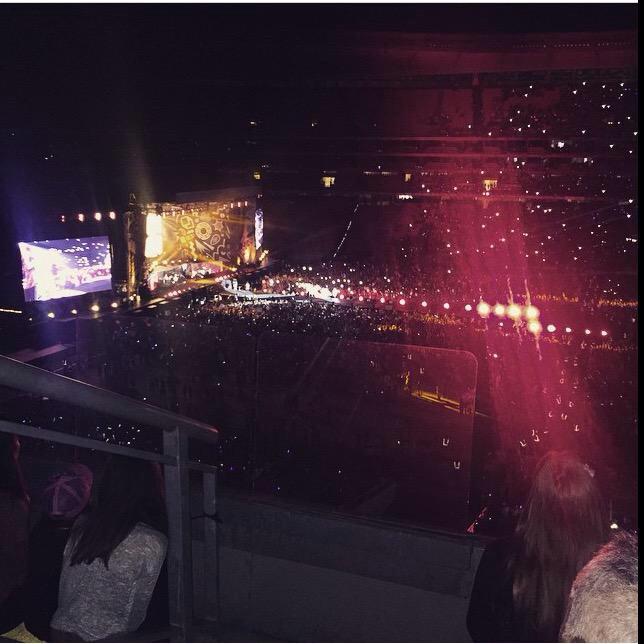1DirectionGR tweet picture